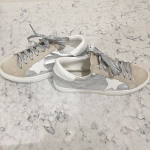 Metallic VICI sneakers